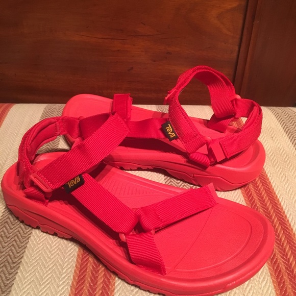 teva hurricane red